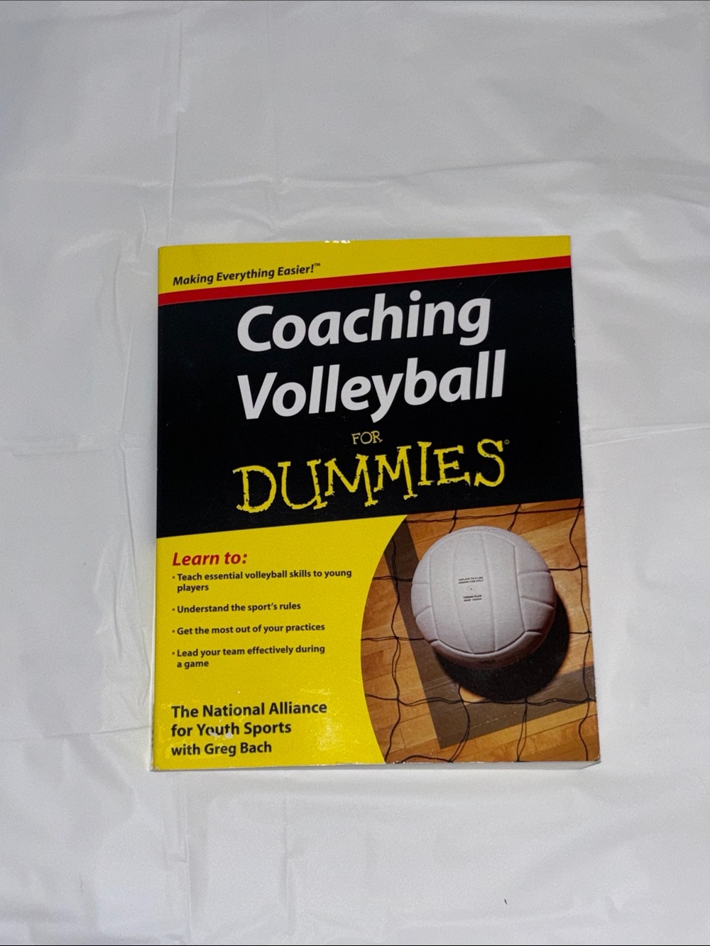 Coaching Volleyball For Dummies - Yellow & Black